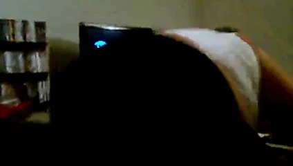 Tamamen giyinik orgazm