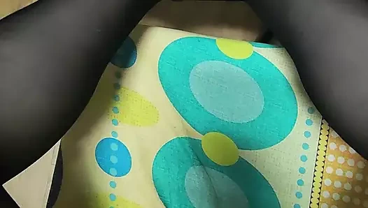 Sahte anne, ayak fetişizmi, çorap, ayakla muamele