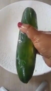 Daha büyük sikler için bebeğim