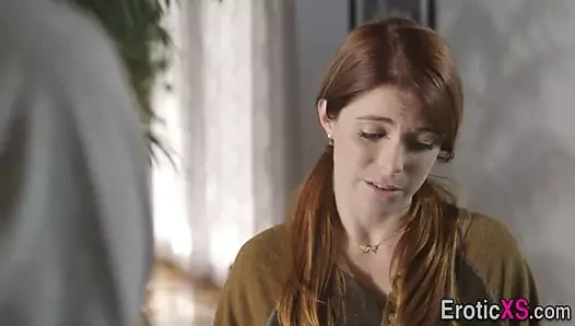 Busty milf redhead gets kedi yaladı