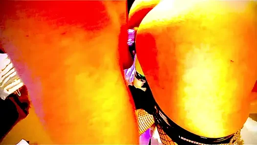 Evli fahişenin yarağa ihtiyacı var