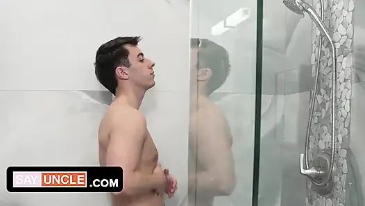 Alan Apollo'nun sabunlu duşu uzun süre temiz kalamıyor: july allstar