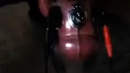 Elektro stimülasyon ile iffet içinde cum (slowmotion)