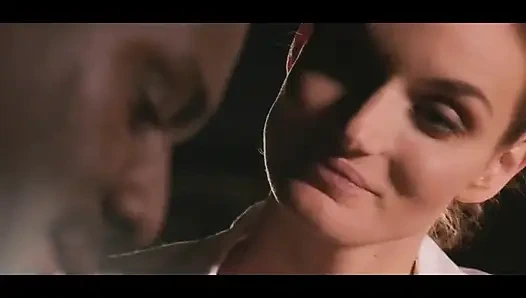 Genç & Kirli: Yüzyılın Anal'ı!