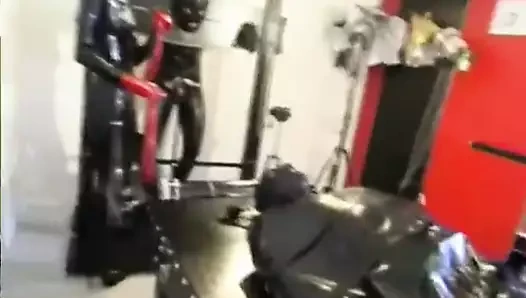 Zucht Und Ordnung - Scene 5