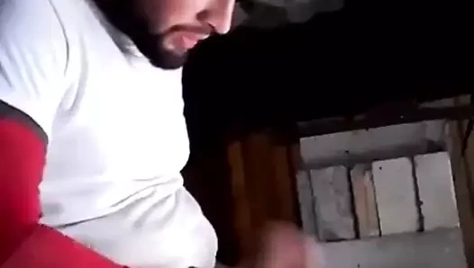 Sıcak tesisatçı bir horoz molasına ihtiyaç duyar