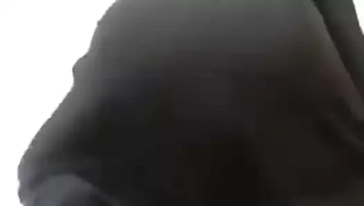 Annem twerk yapıyor