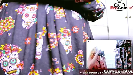 Lezbiyen arkadaşlar sikikleri ile bir çift yapay penis içinde ön arasında the kam