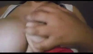 Tetona con ricos pezones