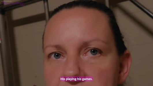 Çok sinsi bir sürtük olabilirim, mastürbasyon yapmayı seviyorum.