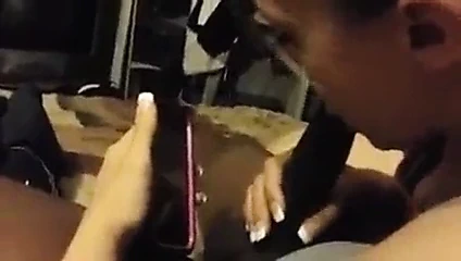 Bf ile konuşurken gf aldatıyor