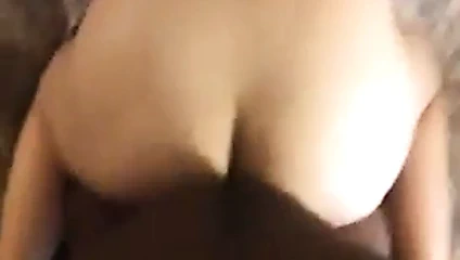 Çikolatalı pleazer büyük zenci yarağı domaltmalı Asyalı sürtük