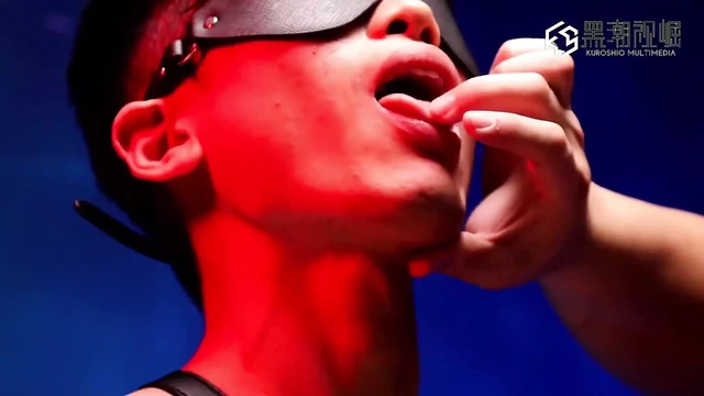 Yarağı üzerinde çalışmaya çalışıyor.ep.3-4