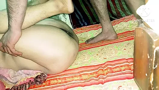 Götü yarağım için çok sıkı, bu yüzden ağır çekimde götünü sikiyorum