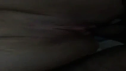 Kız arkadaşım götünü sikiyor