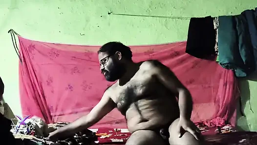 Indian Boy Fucking Sexy Hot Bhabi in Her Room