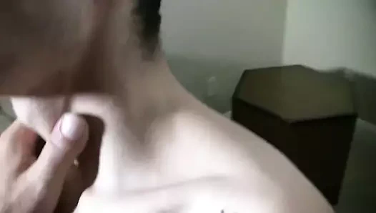 Tatlı genç kızın içine boşalıyor