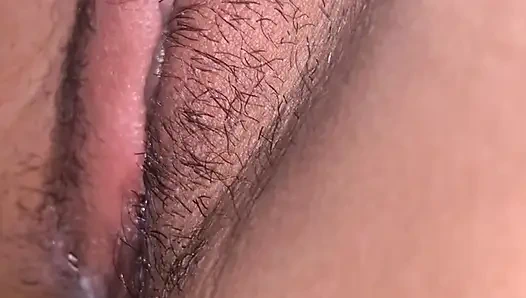 Tıraşlı kafalı bir kızı sikiyorum.