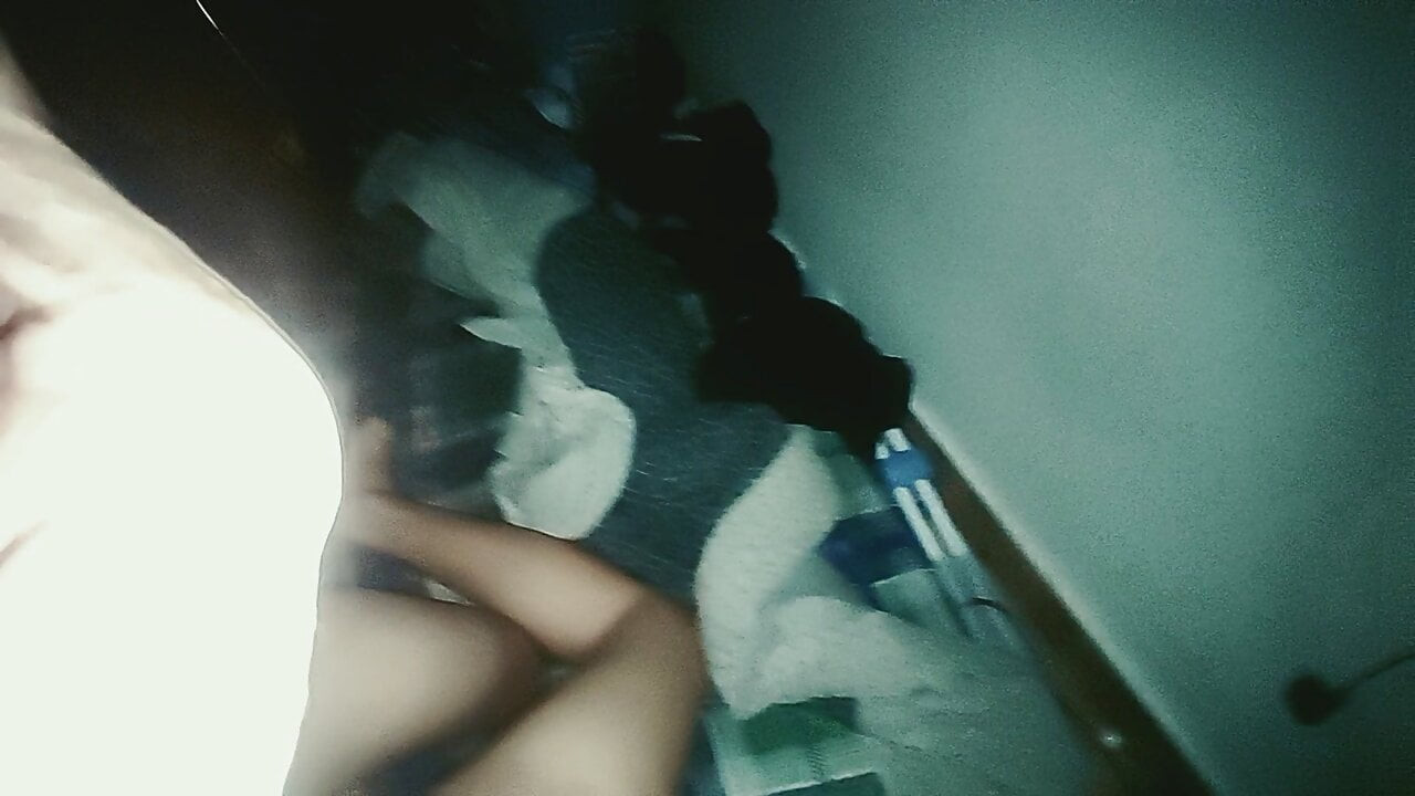 Üvey kardeş var bir gerçekten sıcak kedi