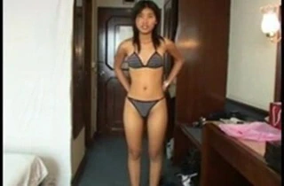 Asyalı amcığı seviyorum 2