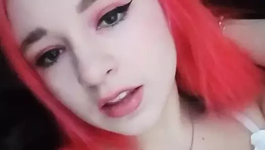 Güzel beyaz iç çamaşırı sabah sevimli ev yapımı striptiz