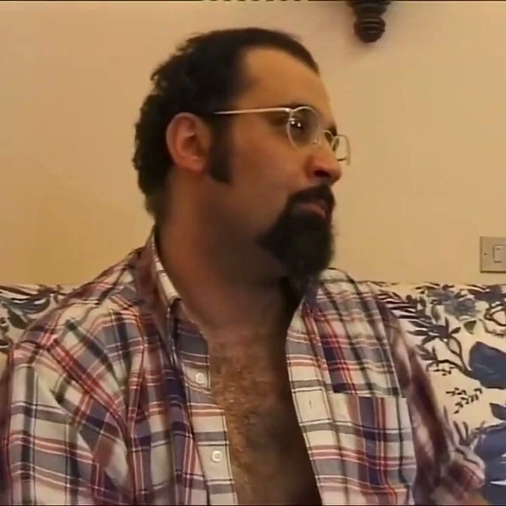 Büyük bir penisi olan bir vaftiz baba!!