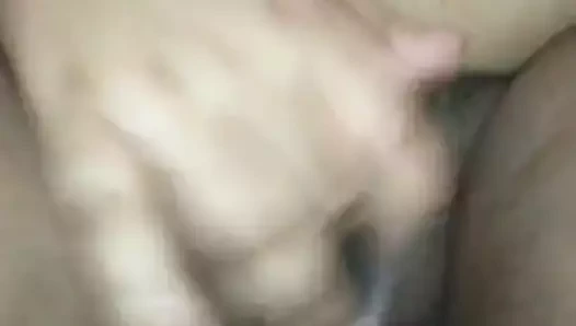 Bbw germe sıkı kedi ile oyuncak