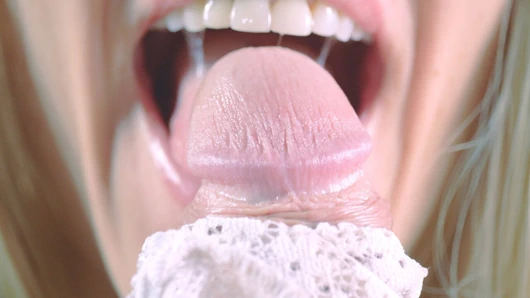 şehvetli dil alay oral seks ve mükemmel bir şekilde harap orgazm