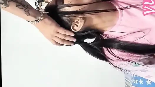 Azgın üvey anne üvey oğlunu baştan çıkarıyor ve tüm dölünü yutuyor