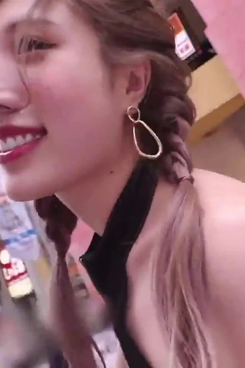 Ne tür bir his, süper uzun boylu model bir sürtükle seks yapmak. Bölüm 2