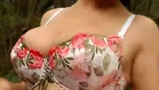 Güzel genç busty kız açık sikme