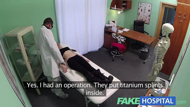 Fakehospital - izle güzel genç yavaş yavaş baştan ve anal alır