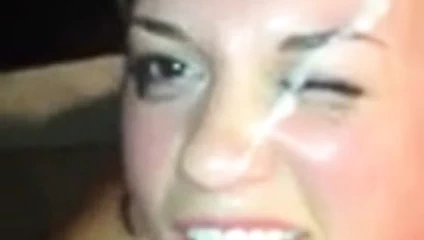 Gozada na cara. Cum facial