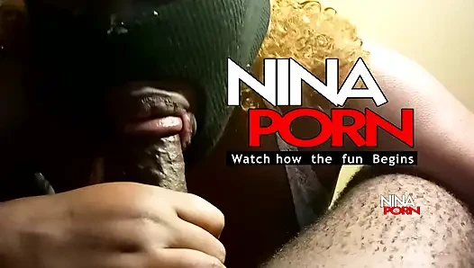 Zenci en iyi oral seks yapıyor ve sert domalarak sikişiyor