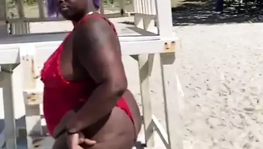 Biggbodyenzz ile plajda bir gün