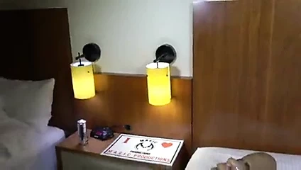 bir otelde lezbiyenler