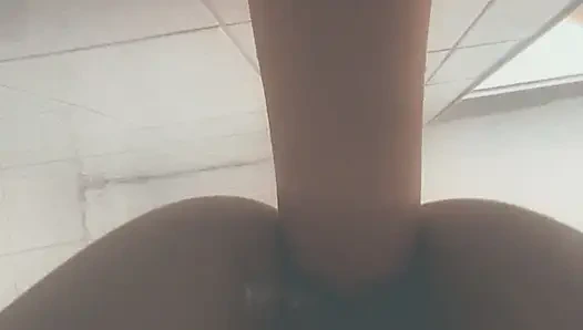 Sıkı amına yumruk sokma