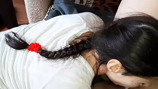 Üvey annemin amını yiyorum ve amcığıma mastürbasyon yapıyorum