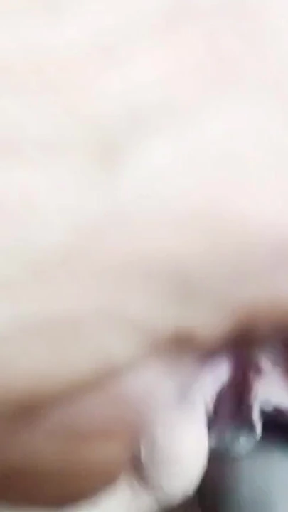 Незабываемый момент из "Горячая индийская студентка трахается раком в любительском видео от первого лица"