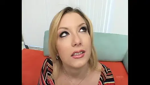 Crystal Heart John Strong ve Tee Reel tarafından gerçekten sert sikiliyor