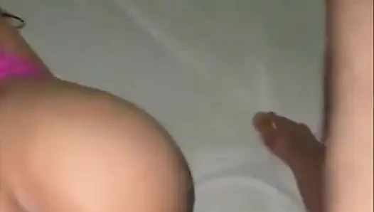 Vanessinha beni odaya çağırdı, ben de onunla birlikte yaptım