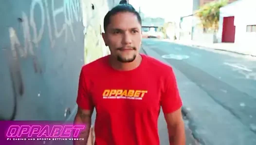 Oppabet oynadıktan sonra inanılmaz üçlü oral seks