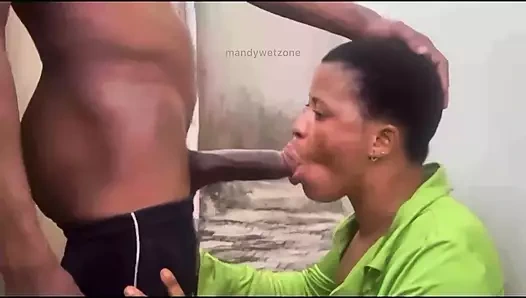 Afrikalı ev yapımı arka bahçede komşumla sert sikişiyor