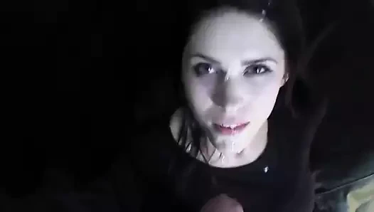 başka bir sevimli kız oral seks