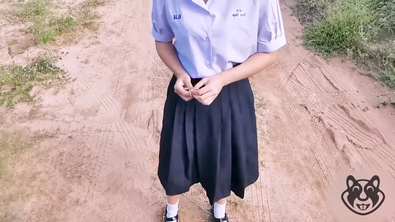 खरबूज बर्फ - थाई छात्र जंगल में आउटडोर