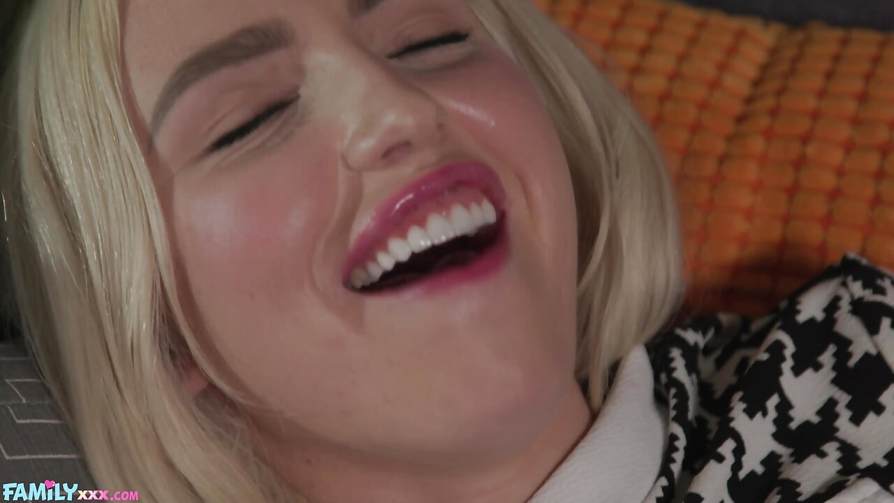 Üvey kız britt blair nefis boşalma zamanı