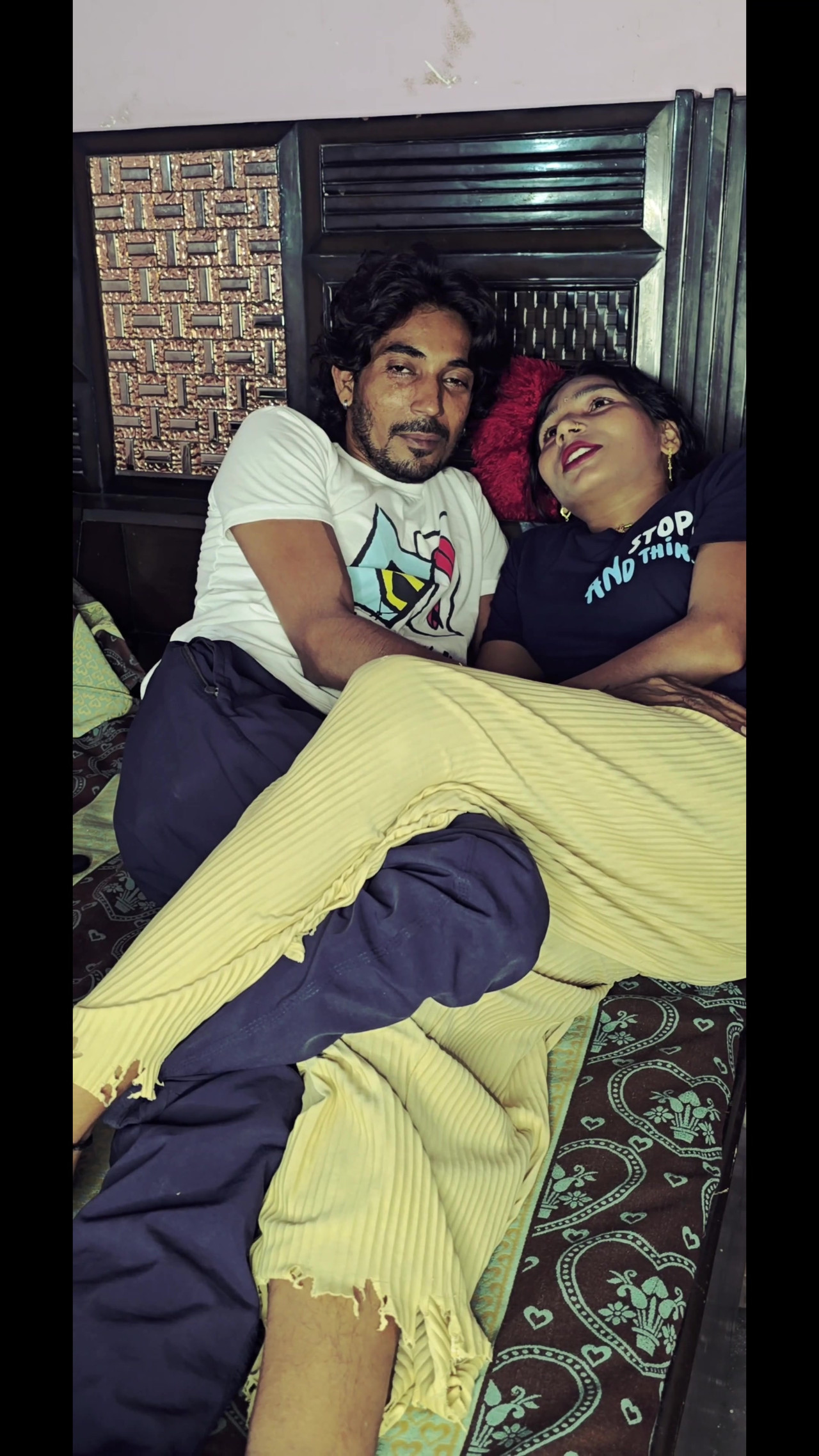 Friend provoked to have sex Hindi audio sex