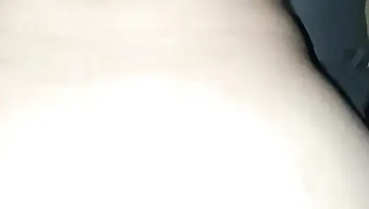 Geceleri üniversiteli kızın götünü kırıyorum