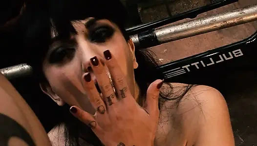 Orta yaşlı seksi kadın fısıltılar bölüm 1