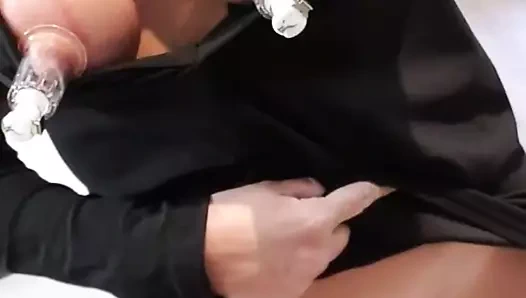 Julie'nin pompalanan vajinası